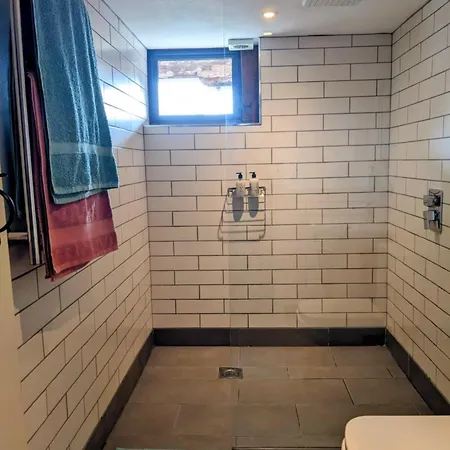 No1 The Yard, Regilbury Court, Winford * Bristol