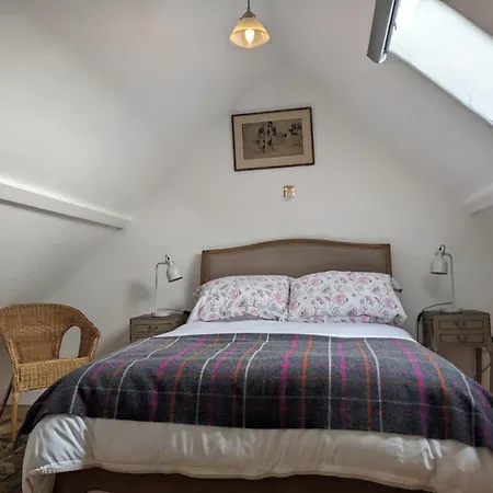 No1 The Yard, Regilbury Court, Winford