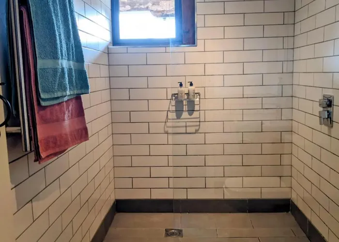 No1 The Yard, Regilbury Court, Winford * Bristol