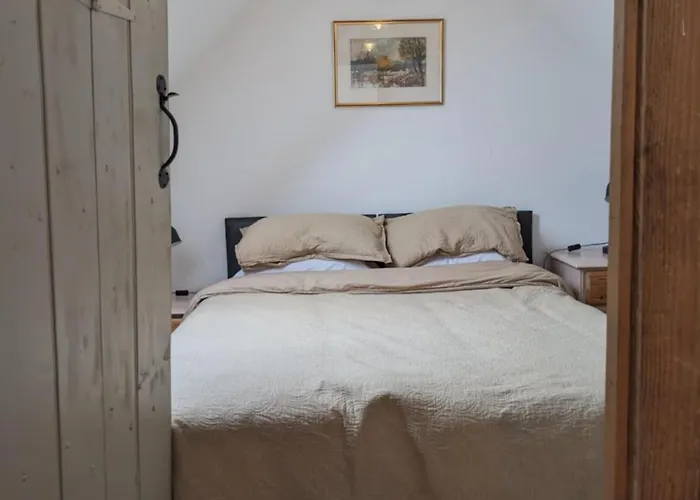 No1 The Yard, Regilbury Court, Winford Holiday home