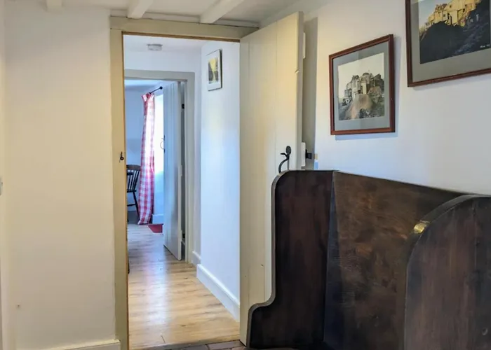 No1 The Yard, Regilbury Court, Winford *