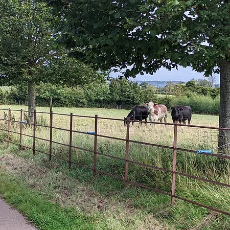 No1 The Yard, Regilbury Court, Winford
