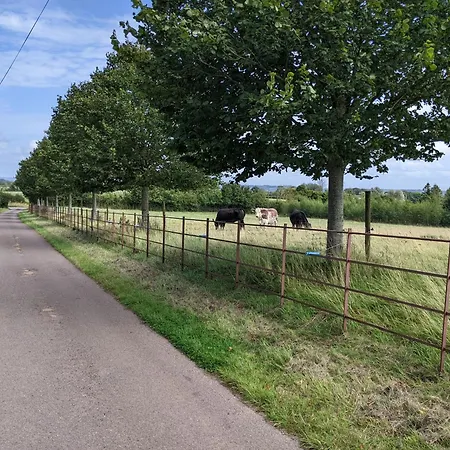 No1 The Yard, Regilbury Court, Winford *